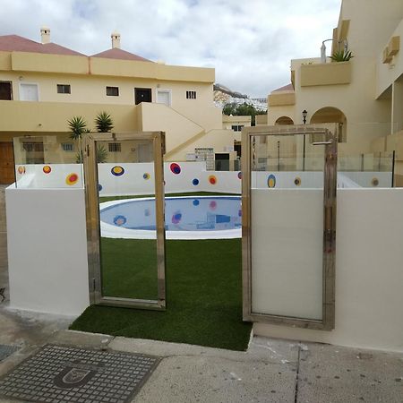 Costa Adeje Mareverde Bilik gambar